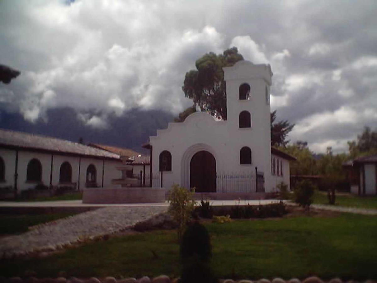Hosteria Hacienda Pueblo Viejo Atuntaqui Exteriör bild